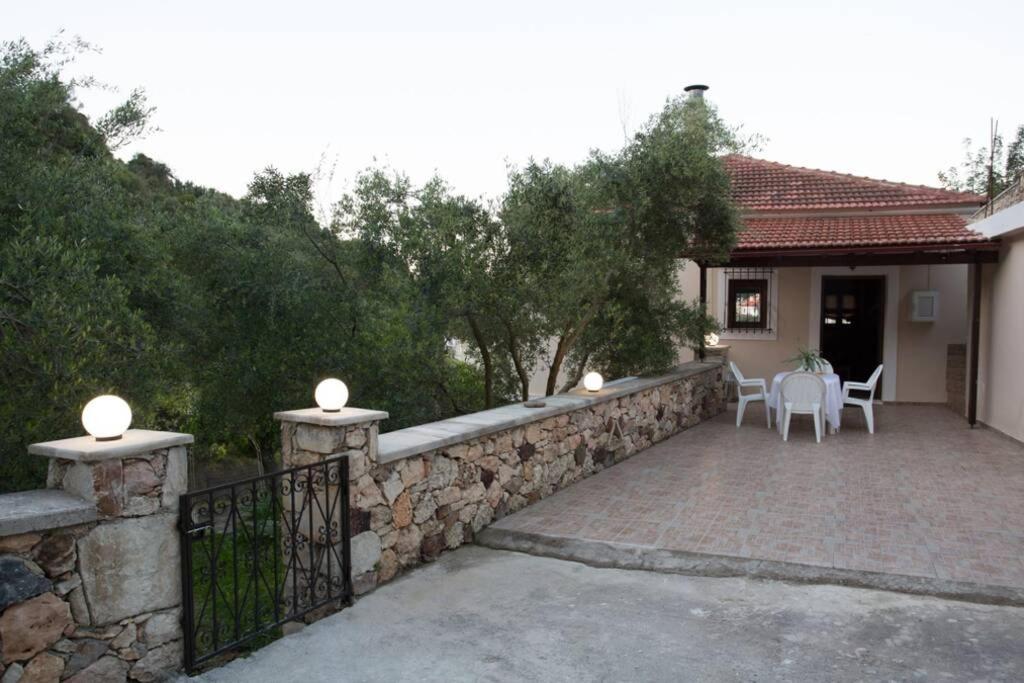 Serenity Resort Vrísai Dış mekan fotoğraf
